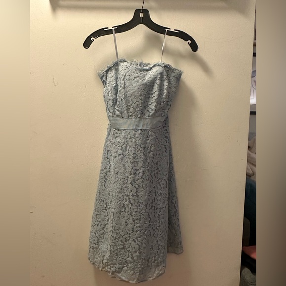 Ann Taylor Dresses & Skirts - Ann Taylor Lace Strapless Dress Size 2P